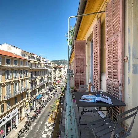 L'elegance Au Coeur De - Air Conditionning Nizza